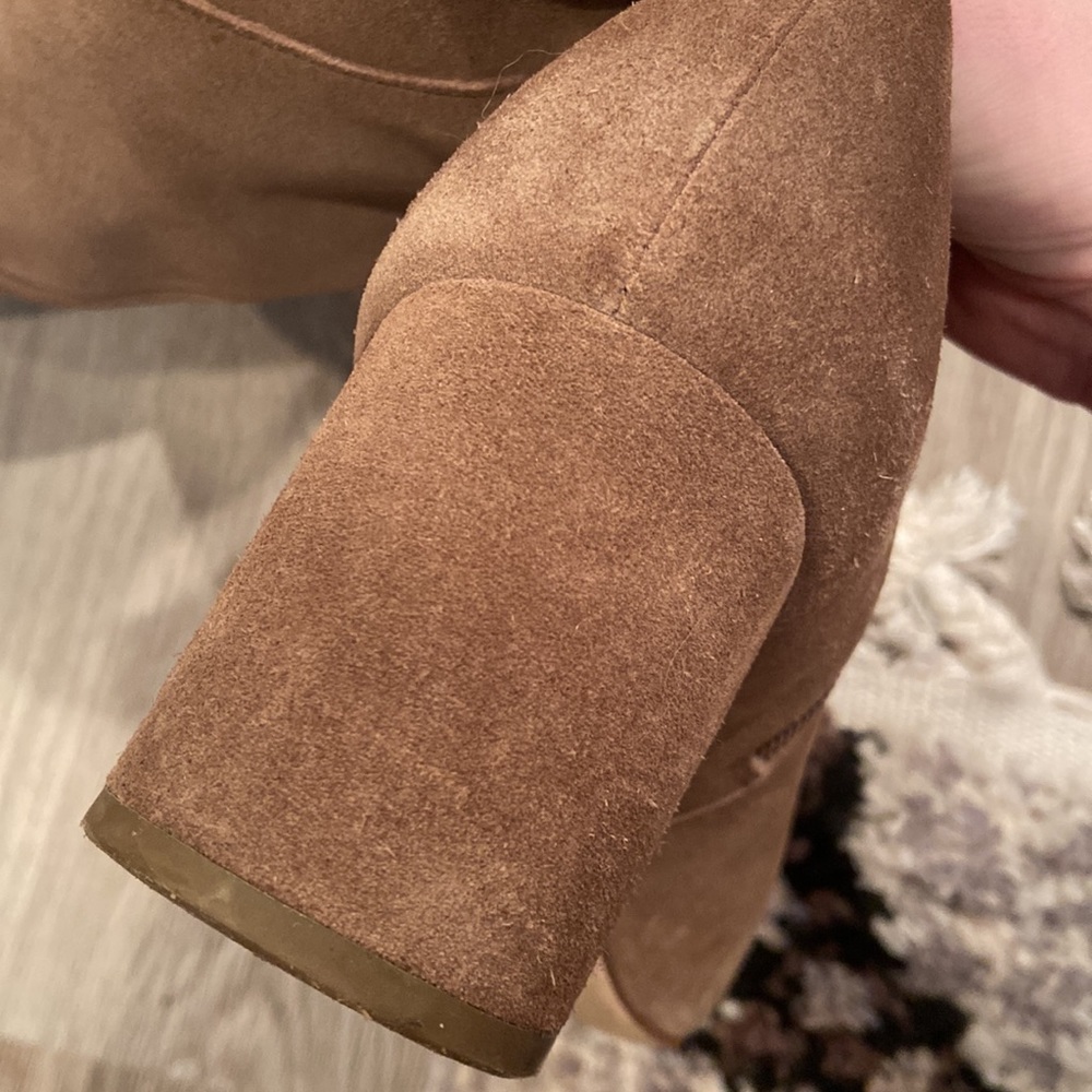 Steve Madden Hero Beige Block Heel Tall Boots - Picture 4 of 7